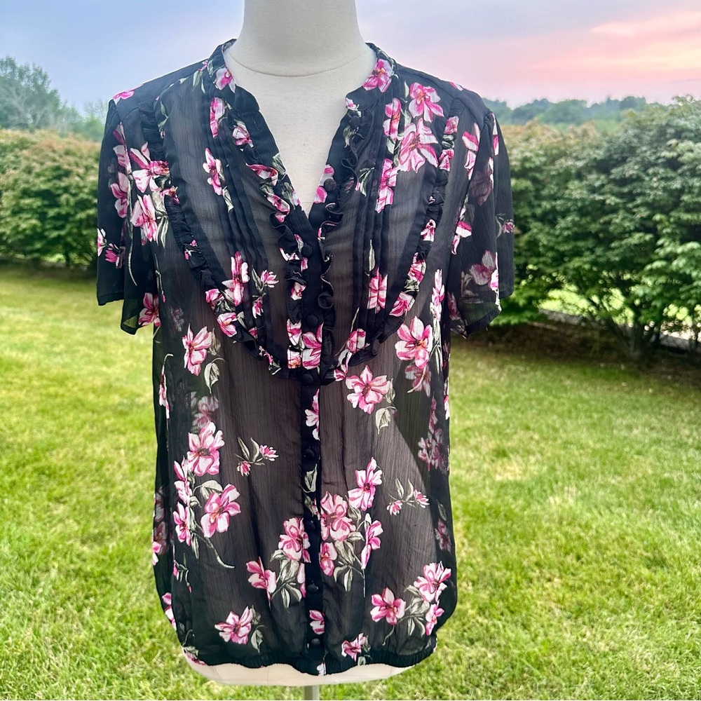 Torrid Black Floral Bubble Hem Blouse - Picture 5 of 16